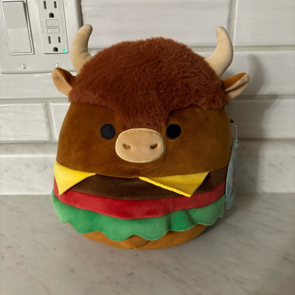 Dunkie the Burger Bison Squishmallow